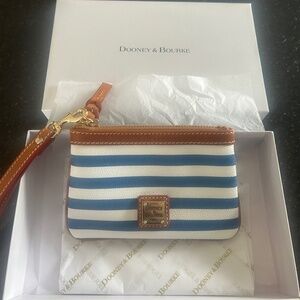 New! Dooney & Bourke Sullivan Wristlet